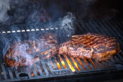 Masterbuilt Gravity 1050 - Smarter Holzkohlegrill Und Smoker 19 Masterbuilt Gravity 1050 - Smarter Holzkohlegrill Und Smoker -Flammengrill 21803 Masterbuilt Gravity Series 560G Ho 6 1601469477