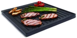 Broil King Grillplatte / Gussplatte Signet -Flammengrill Broil King Grillplatte Gusseisen Signet 11221 propped 02