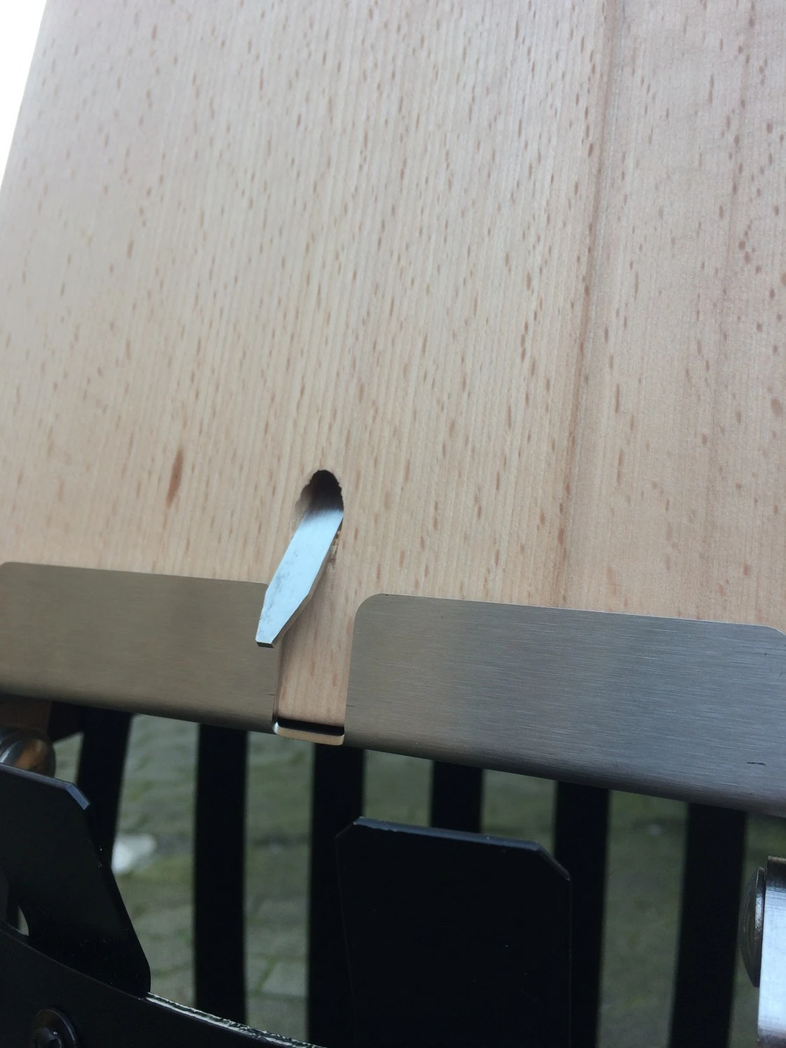 Grillfürst Flammlachsbrett Buche 19 X 50 Cm Klemm-Variante - Mit Optimierter Halterung 4 Grillfürst Flammlachsbrett Buche 19 X 50 Cm Klemm-Variante - Mit Optimierter Halterung – Bild 4