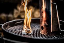 Grillfürst Paraffin Grillanzünder Karton, 24 X 32 Stk. Anzündwürfel -Flammengrill Grillfuerst Anzuendwuerfel 100236