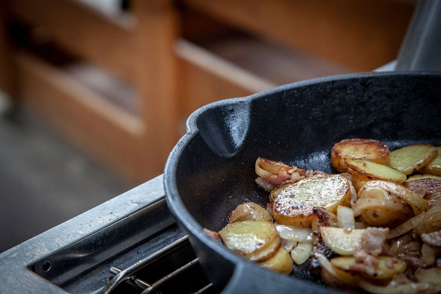 Grillfürst Gusseisenpfanne Mit Stielgriff Ø 35 Cm 3 Grillfürst Gusseisenpfanne Mit Stielgriff Ø 35 Cm – Bild 3