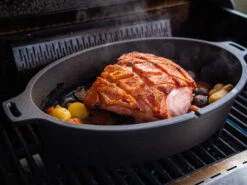 Grillfürst Dutch Oven BBQ Edition DO 6,5 Flach / Oval Für Grillfürst Grills, Weber Spirit, Weber Genesis, Broil King Signet, Broil King Monarch -Flammengrill Grillfuerst Dutch Oven DO6 5 Schweinebraten Grill