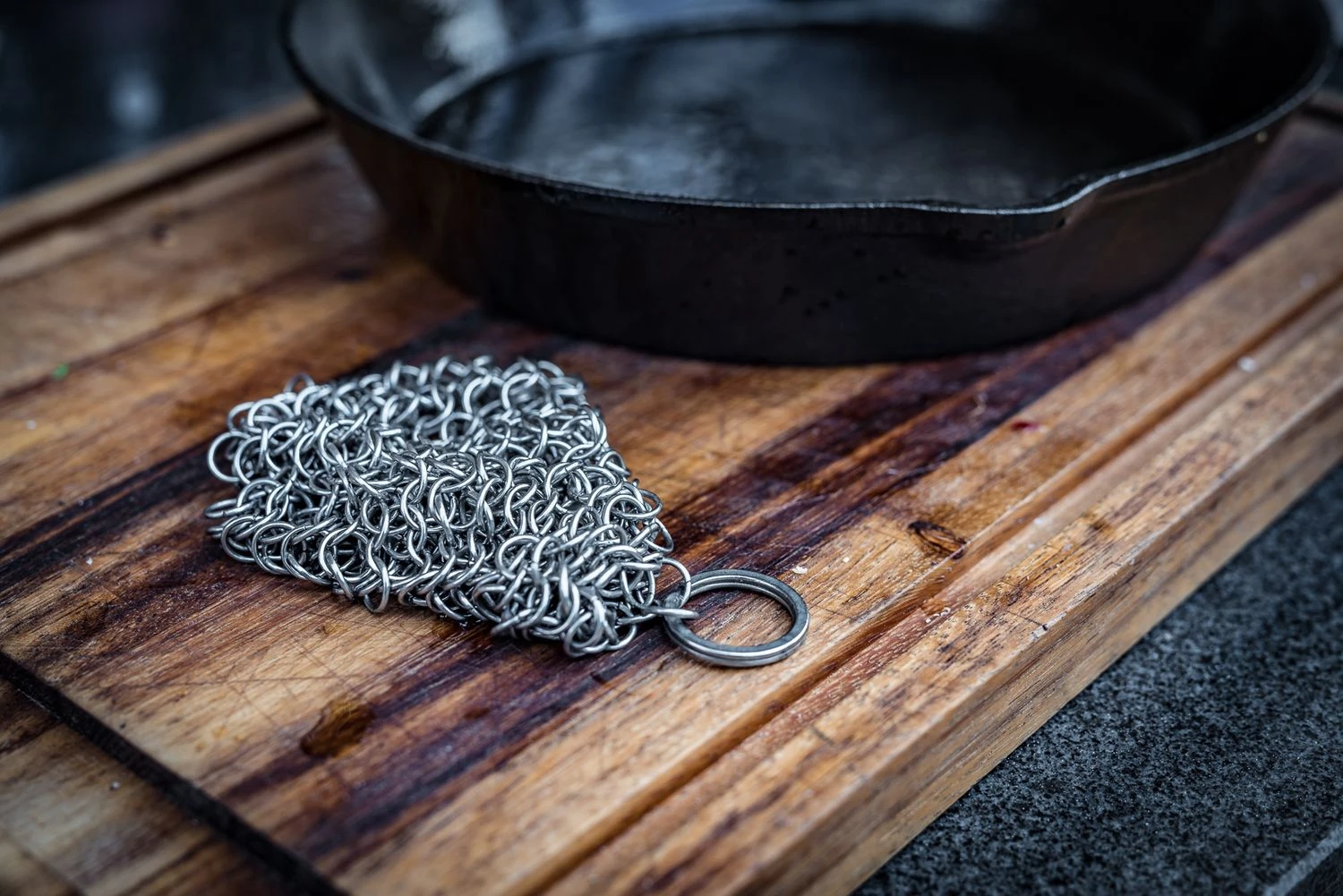 Grillfürst Ringreiniger Für Dutch Oven / Gusseisen 14 X 14 Cm 2 Grillfürst Ringreiniger Für Dutch Oven / Gusseisen 14 X 14 Cm – Bild 2