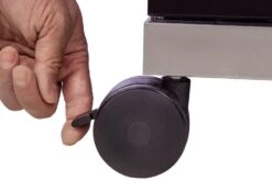 Grillfürst G520G Grill Control Edition 5-Brenner Gasgrill Mit Grill Control, Hochtemperaturbrenner, Heckbrenner Und Gusseisen Rosten 27 Grillfürst G520G Grill Control Edition 5-Brenner Gasgrill Mit Grill Control, Hochtemperaturbrenner, Heckbrenner Und Gusseisen Rosten -Flammengrill Grillfuerst Gasgrill G310E Lenkrollen mit Feststellbremse 1