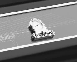 Grillfürst G750E Grill Control Edition 7-Brenner Doppelkammer - Gasgrill Mit Grill Control, Hochtemperaturbrenner, Seitenkocher, Heckbrenner Und Edelstahl Rosten -Flammengrill Grillfuerst Gasgrill Premium G750E Deckelthermometer