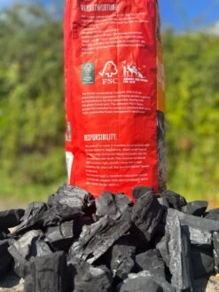 Grillfürst Holzkohle 5kg - Palette Mit 320 Kg (=64 Stk.) -Flammengrill Grillfuerst Holzkohle FSC Grillkohle 1