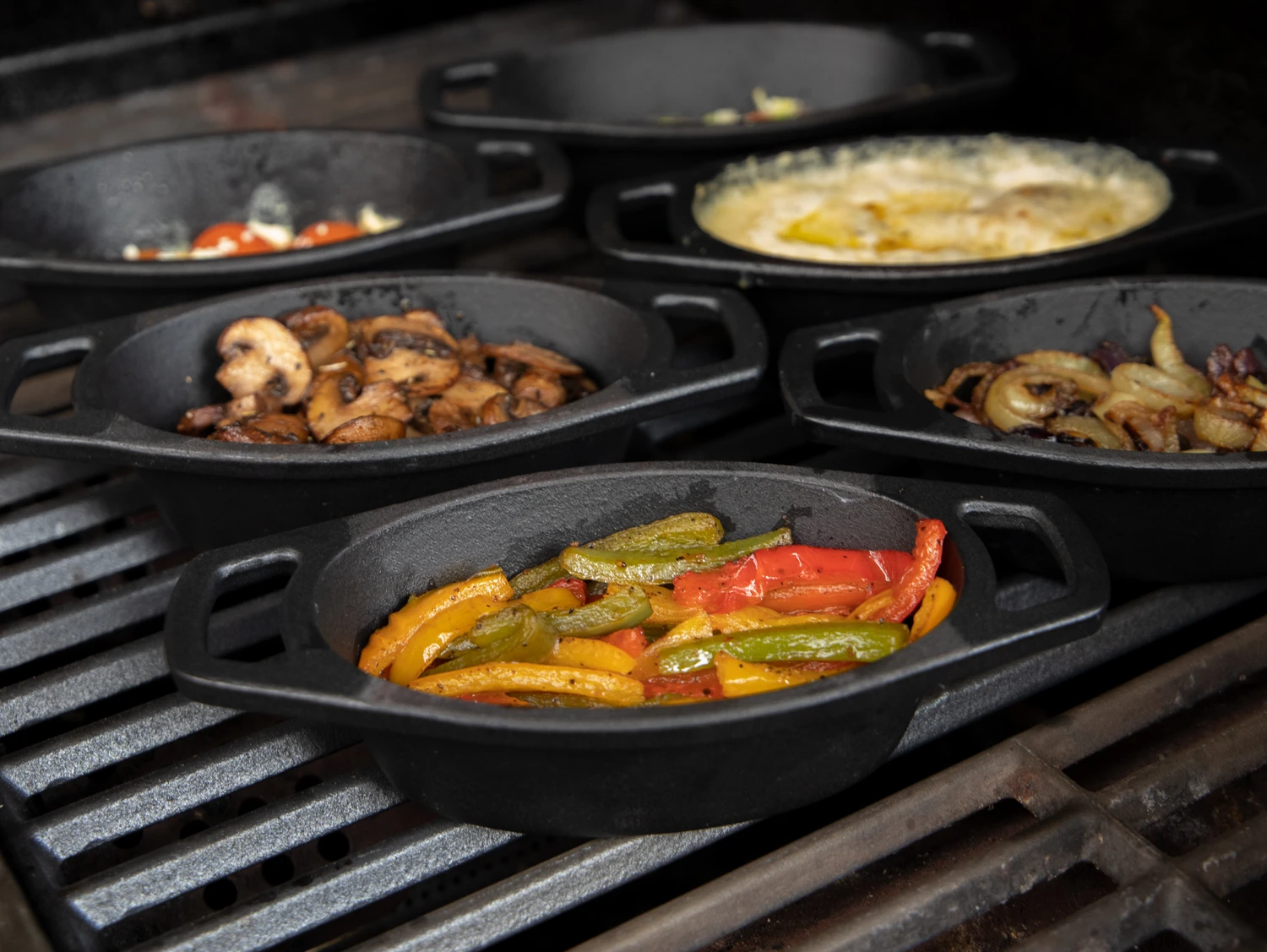 Grillfürst Gusseisen Pfännchen / Servierpfännchen, 6er Set 5 Grillfürst Gusseisen Pfännchen / Servierpfännchen, 6er Set – Bild 5