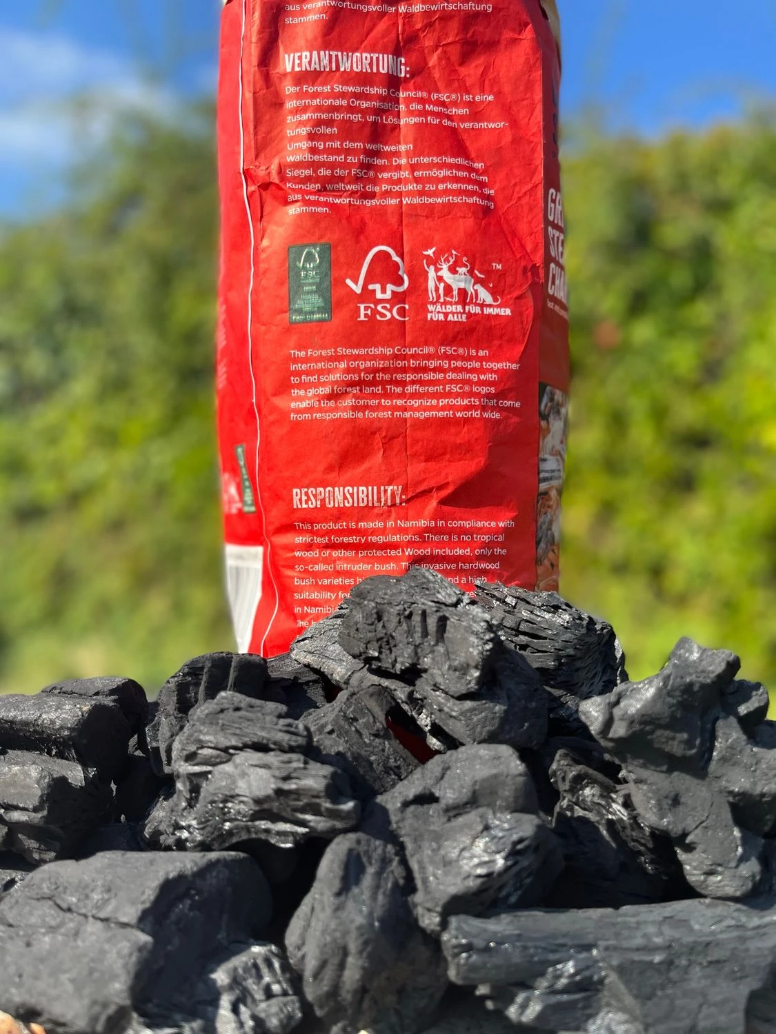 Grillfürst Steakhouse Kohle / Restaurant Holzkohle 5kg - Aus ökologisch Wertvoller Produktion - 100% Eindringerbusch Aus Namibia 2 Grillfürst Steakhouse Kohle / Restaurant Holzkohle 5kg - Aus ökologisch Wertvoller Produktion - 100% Eindringerbusch Aus Namibia – Bild 2