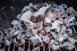 Männerglut Steakhouse Kohle 10kg / Restaurant Holzkohle -Flammengrill Grillfuerst Steakhouse Kohle Glutbild