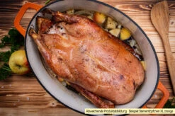 Grillfürst Dutch Oven Sternentöpfchen / Gusseisen Bräter - Emailliert - XL - Rot 14 Grillfürst Dutch Oven Sternentöpfchen / Gusseisen Bräter - Emailliert - XL - Rot -Flammengrill Grillfuerst Sternentoepfchen XL Gaensebraeter Beispiel