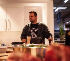 Grillfürst Dutch Oven BBQ Edition DO9 - Klaus Grillt Sonderedition -Flammengrill Klaus grillt Dutch Oven