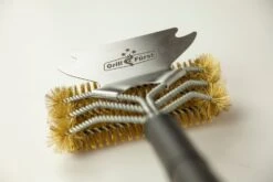 Grillfürst Grillbürste Messing Für Gusseisen Roste, Mit Breitem 3-fach Bürstenkopf Und Schaber