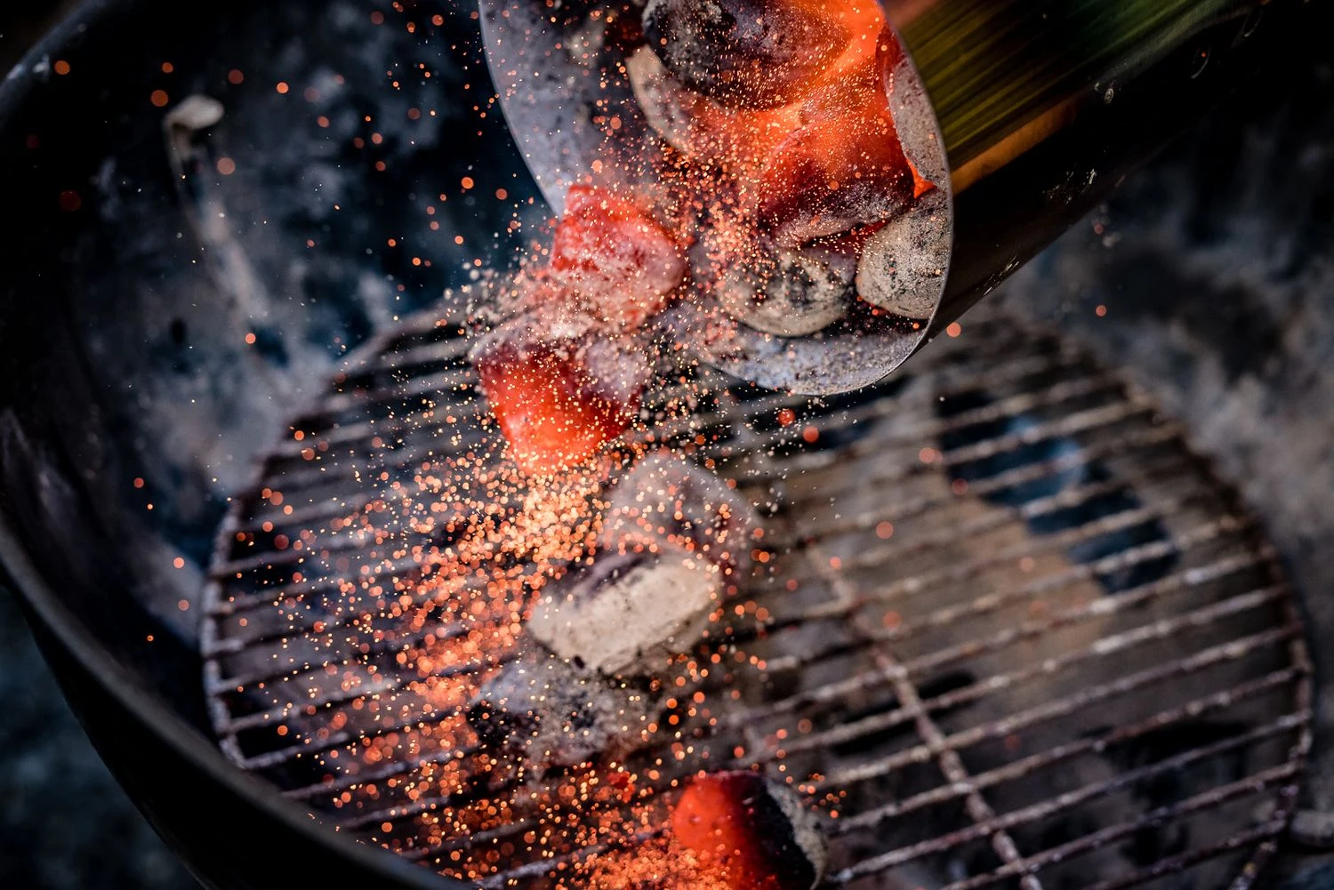 Männerglut Kokos - 20 Kg Grillbriketts Aus Kokosnuss-Schalen 4 Männerglut Kokos - 20 Kg Grillbriketts Aus Kokosnuss-Schalen – Bild 4