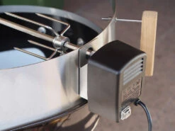 Moesta Rotisserie Set Mit 230 V Motor - Für 67cm PizzaRing 9 Moesta Rotisserie Set Mit 230 V Motor - Für 67cm PizzaRing -Flammengrill Moesta BBQ Rotisserie Set Netzkabel