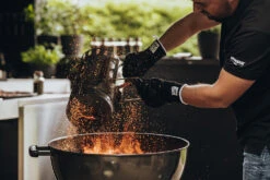 Moesta GrillGloves No.1 - Die Grillhandschuhe (S/M) -Flammengrill Moesta GrillGloves Anwendung Anzuenden 19216