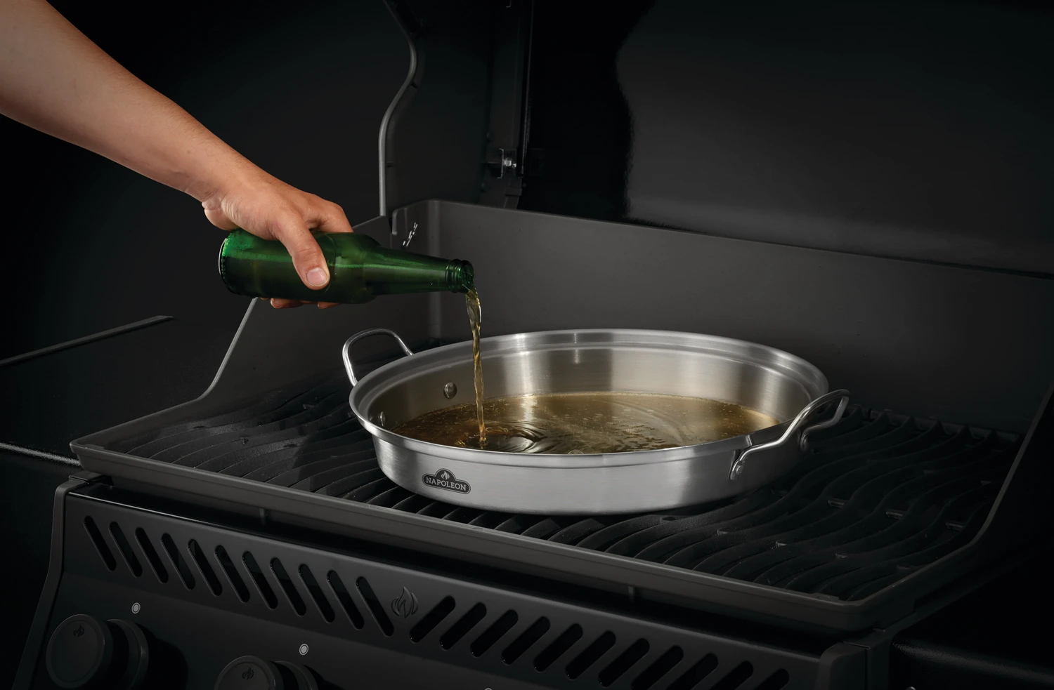 Napoleon PRO Edelstahl Hähnchenbräter / Hähnchenhalter 3in1 2 Napoleon PRO Edelstahl Hähnchenbräter / Hähnchenhalter 3in1 – Bild 2