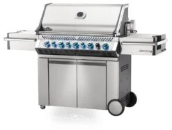 Napoleon Prestige Pro 665-3 Edelstahl Gasgrill Inkl. Drehspieß - Modell 2023 - SMART Deal Inkl. Grillfürst Grill Control Mit Companion Device Und Einstichthermometer -Flammengrill Napoleon Prestige Pro 665 Edelstahl Gasgrill side