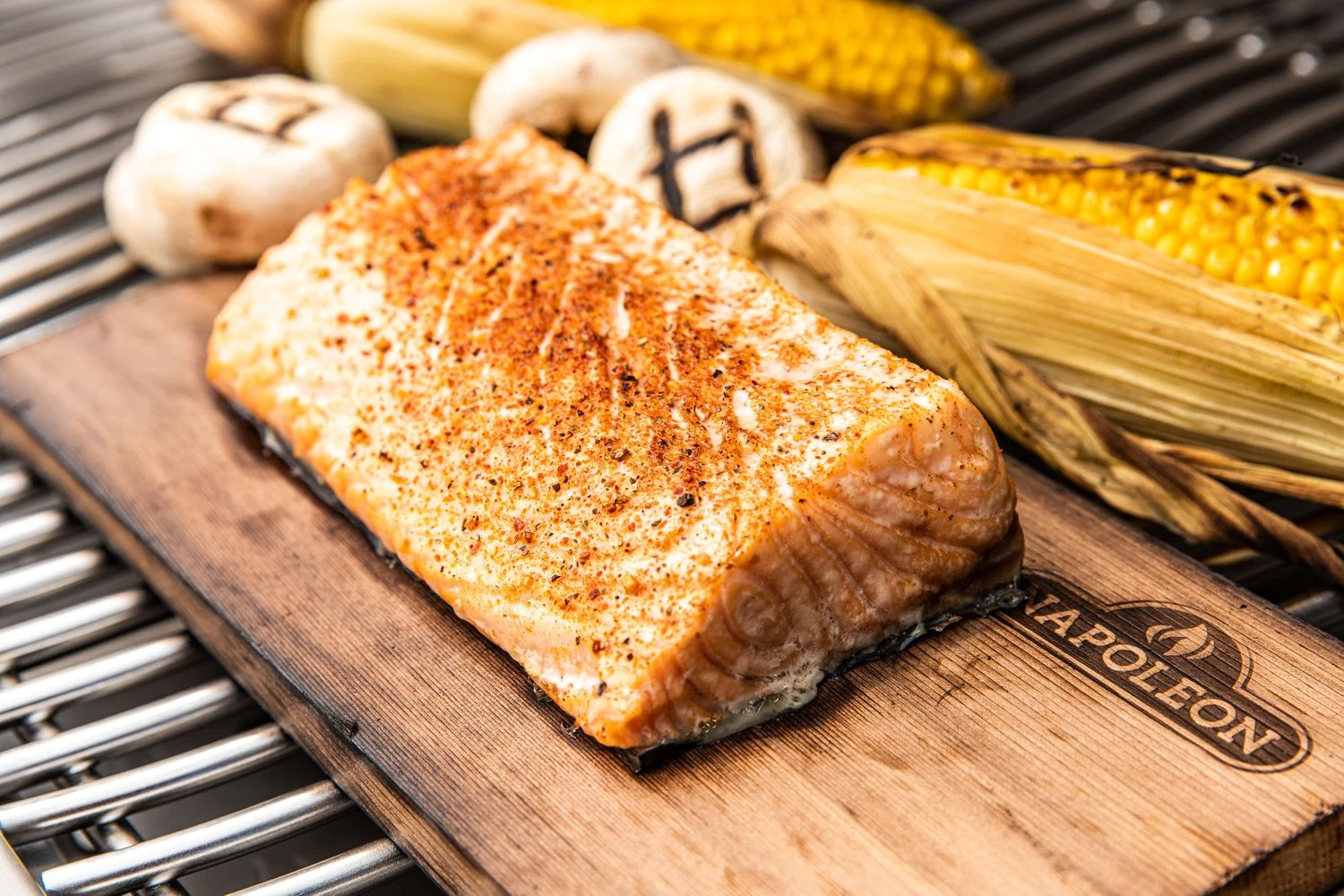 Napoleon Zedernholz Räucherbrett 1 Napoleon Zedernholz Räucherbrett