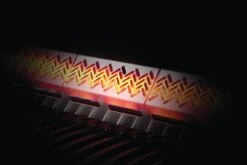 Napoleon Rogue SE 525 Gasgrill - All-black - Grillfürst Edition Inkl. Abdeckhaube - SMART Deal Inkl. Grillfürst Grill Control - Modell 2022 -Flammengrill Napoleon Rogue SE Backburner Heckbrenner glow