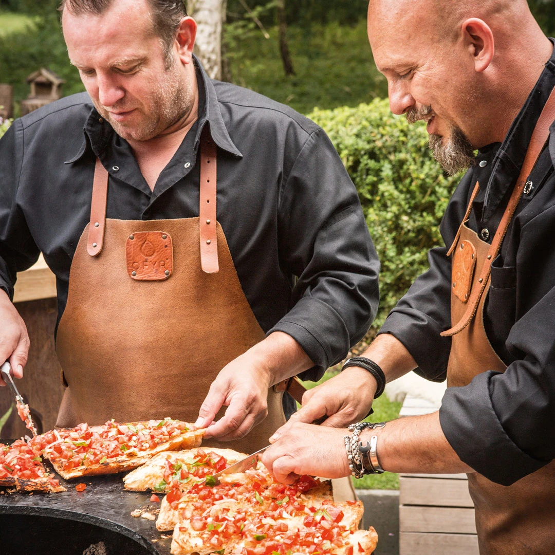 Flammengrill -Flammengrill OFYR Lederschuerze braun Mood