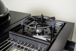 Outdoorchef Gas Kugelgrill Arosa 570 G Evo Black Style - Inkl. Blazing-/Cooking Zone Kit Plus Und Plancha -Flammengrill Outdoorchef Cooking Zone Blazing Zone Kit Arosa