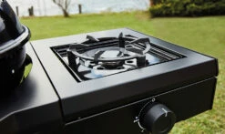 Outdoorchef Gas Kugelgrill Davos 570G Pro Mit Cooking Zone (Seitenkocher) & Abdeckhaube -Flammengrill Outdoorchef Cooking Zone Davos Lifestyle