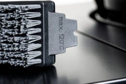 Outdoorchef Grillbürste Mit Nylonborsten Groß, 44,5 Cm 8 Outdoorchef Grillbürste Mit Nylonborsten Groß, 44,5 Cm -Flammengrill Outdoorchef Grillbuerste Nylonborsten Detail Buerstenkopf